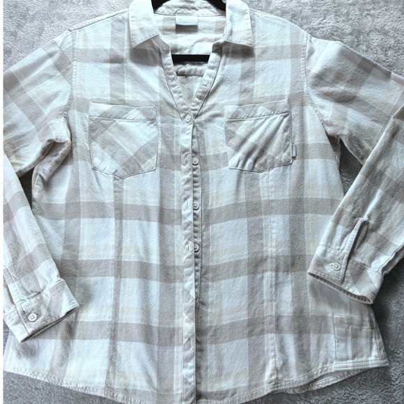 Columbia Womens Plaid Flannel Button Down Shirt Tan Cream Large L Long Sleeve - Picture 6 of 12